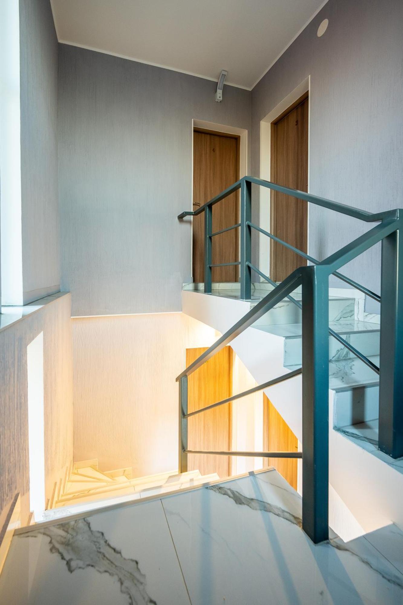 Готель Yvett House Сфинту-Ґеорґе Екстер'єр фото
